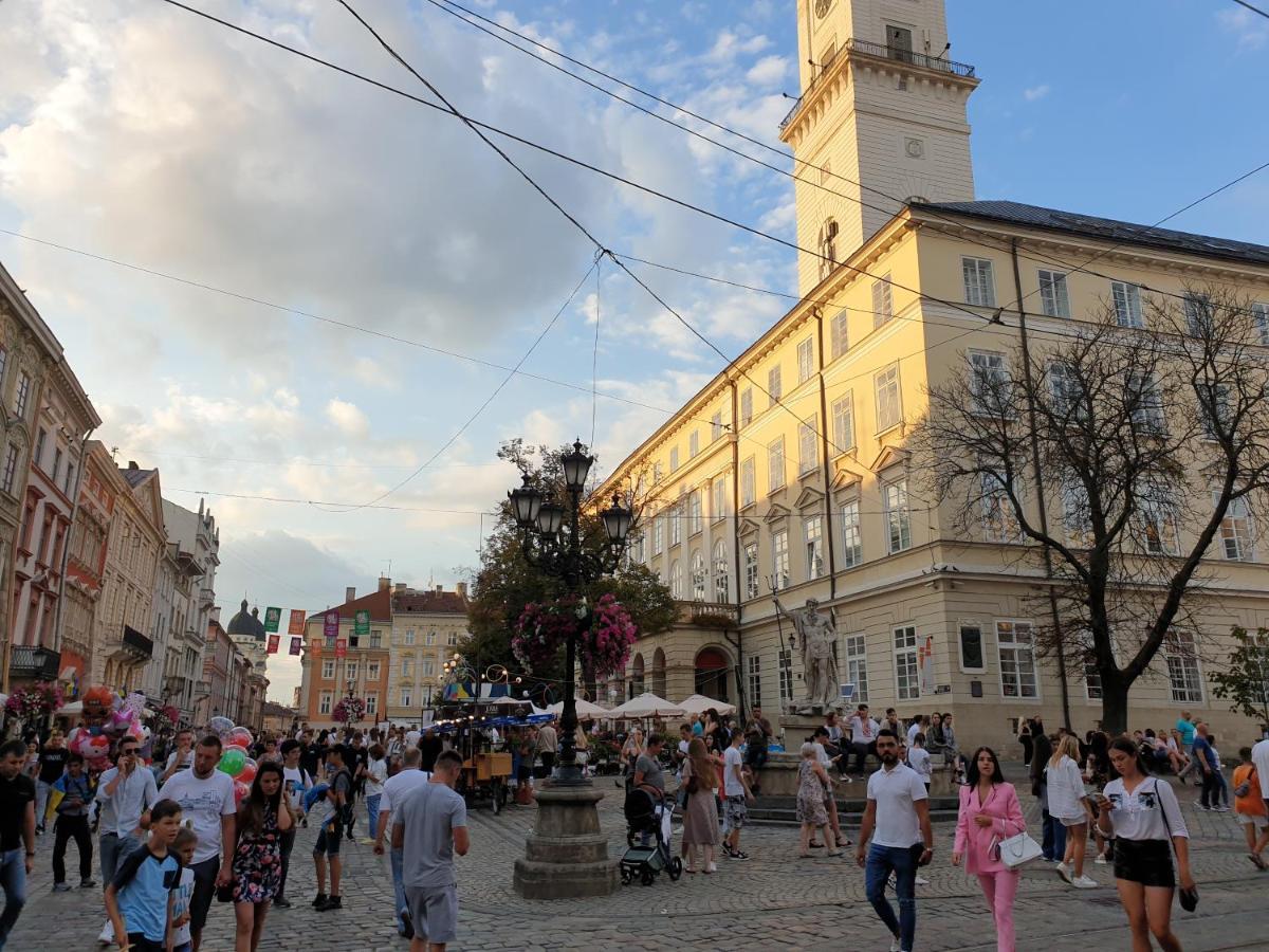 3 Bedroom, 2 Bathroom Apartment Near Forum Lemberg Exterior foto