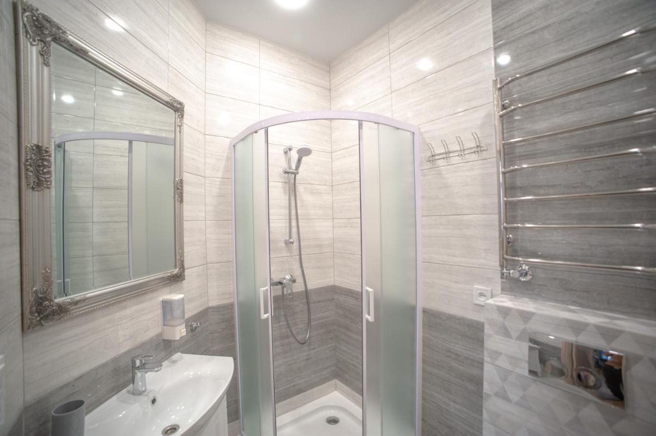 3 Bedroom, 2 Bathroom Apartment Near Forum Lemberg Exterior foto